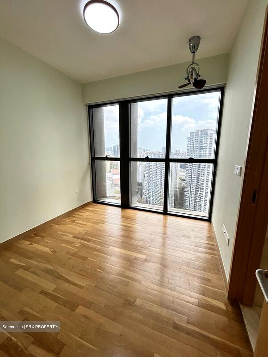 Commonwealth Towers (D3), Condominium #518304501